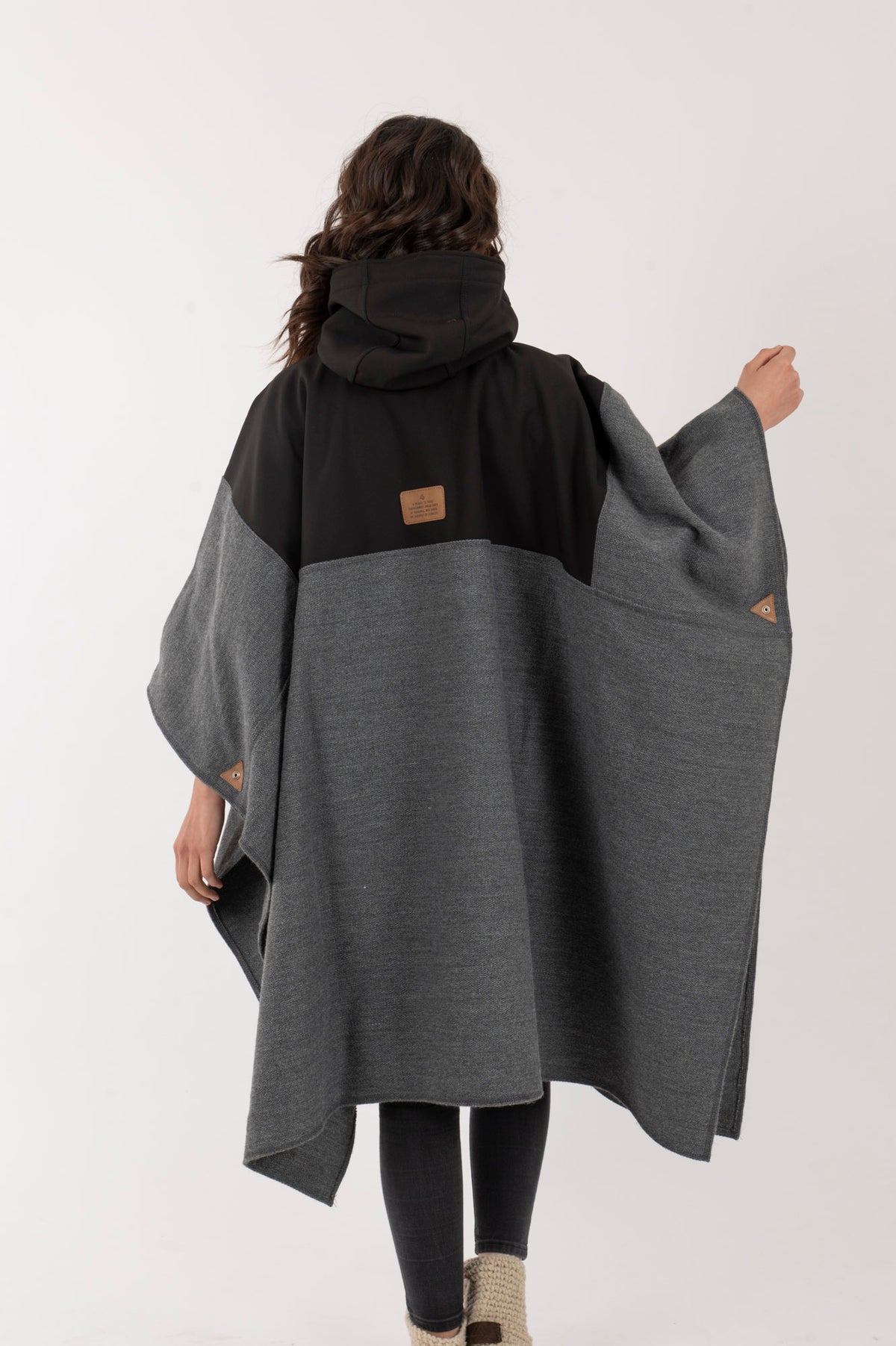 U Poncho Unisex Táiyin