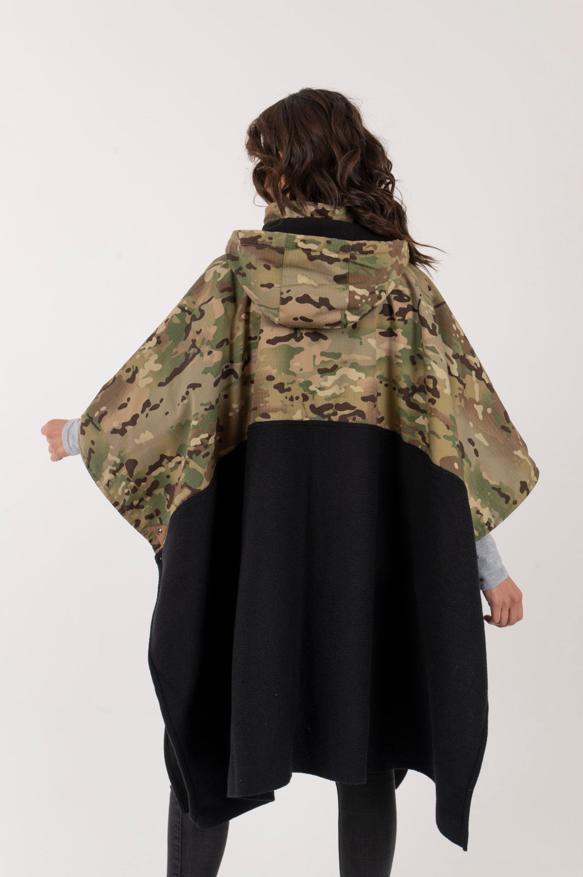 U Poncho Unisex Táita